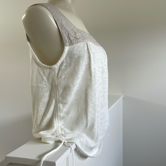 Life Blue Willi’s  Cream Linen & cotton tank with side Ruching . - Picture 3 of 10